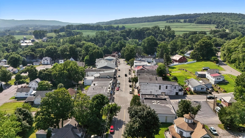 Drone flyover image 7 of Laceyville, PA