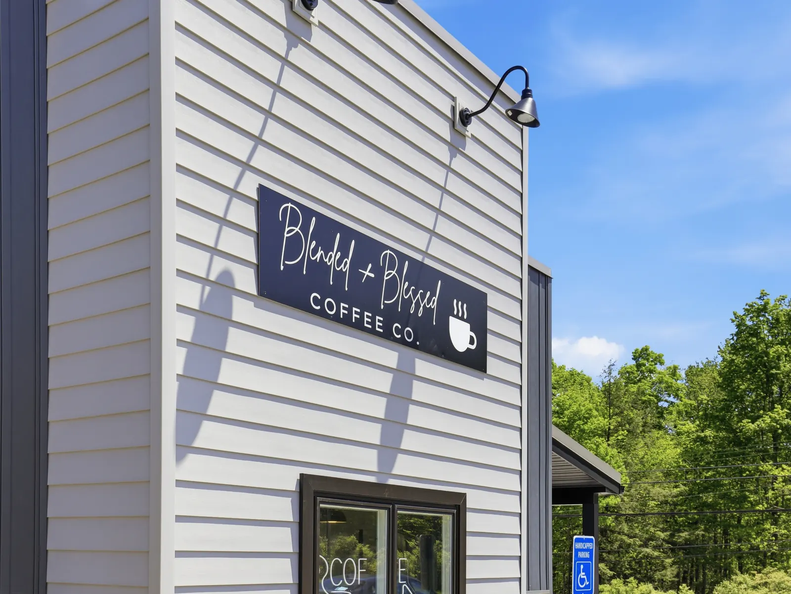Coffee shop counter and customer experience moment